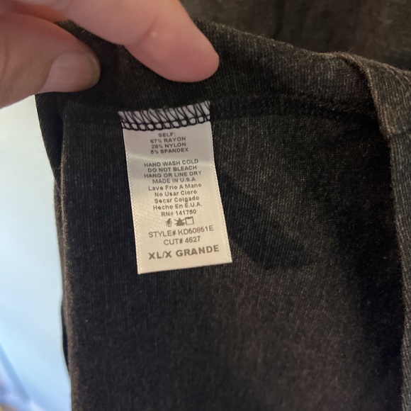 Women’s NWT dark gray long sleeve dress with pockets  size XL - Picture 6 of 6